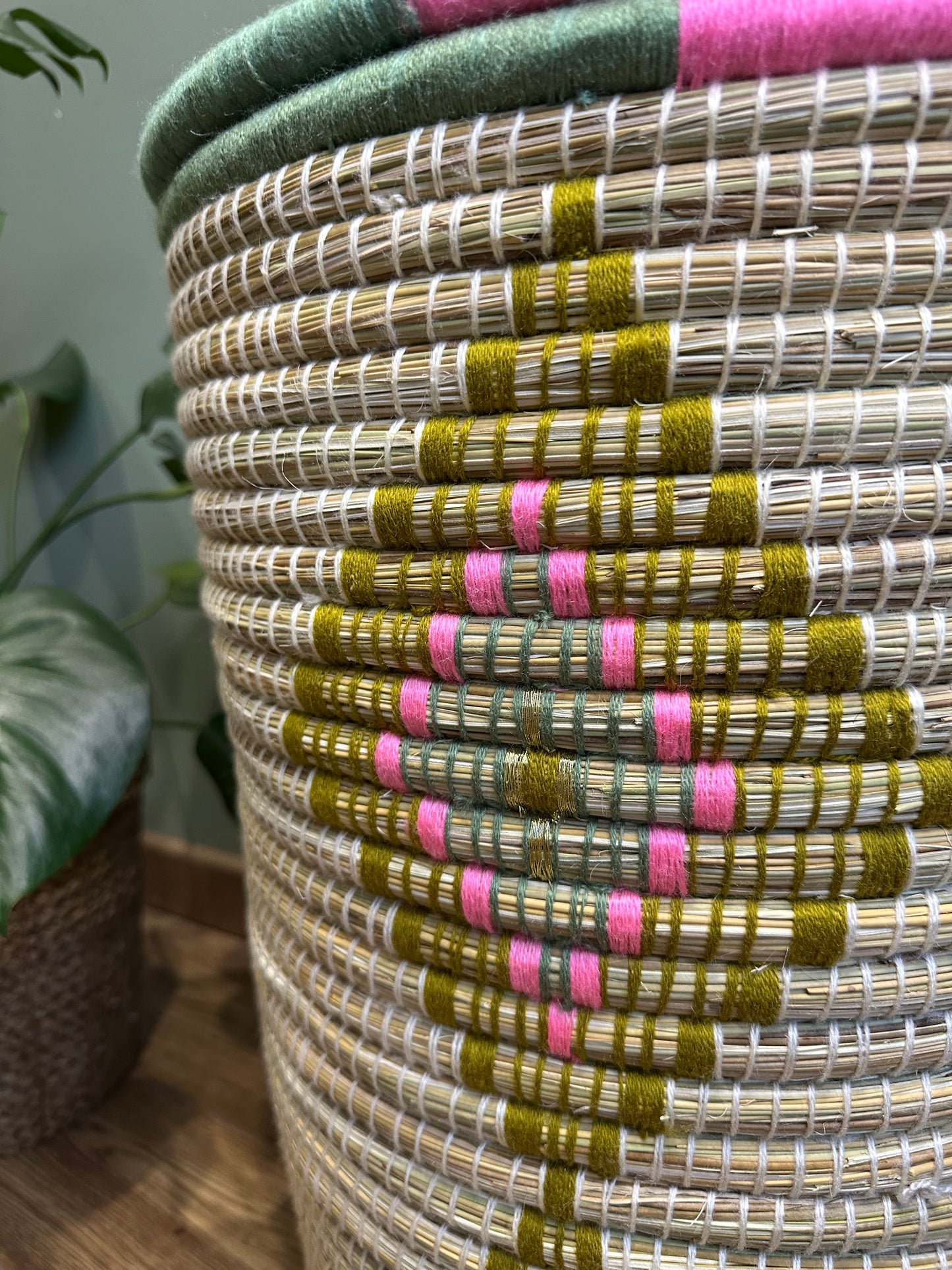 Panier Artisanal Berbère avec Couvercle – Grand Panier de Rangement / Panier à Linge