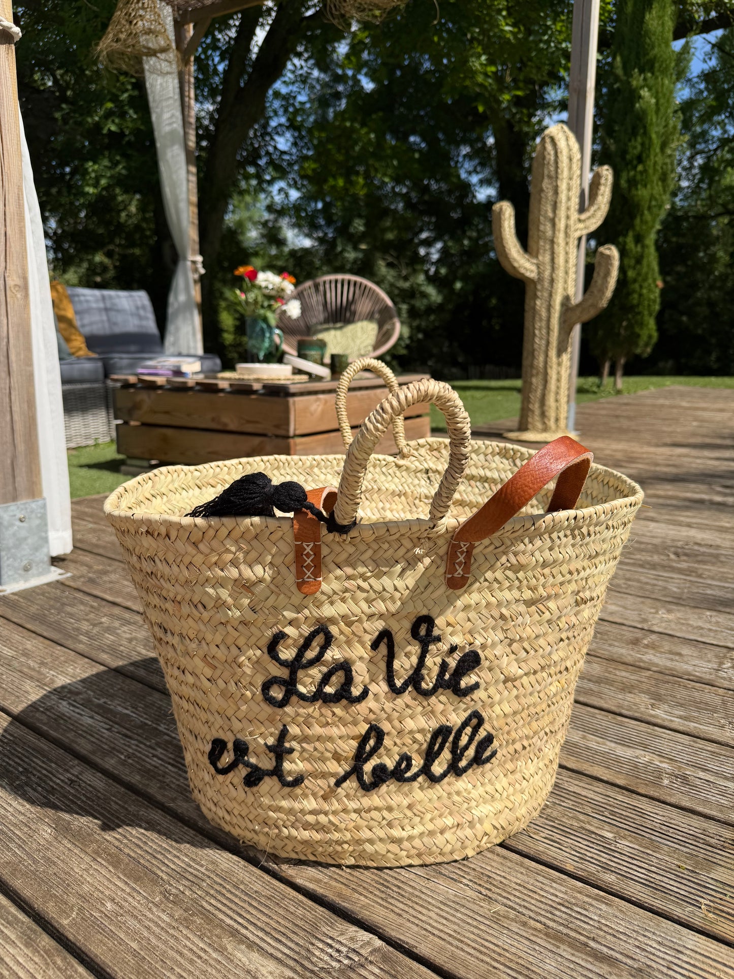 Panier Artisanal "La Vie est Belle" – Sac Cabas en Palmier Tressé Main avec Anses Cuir
