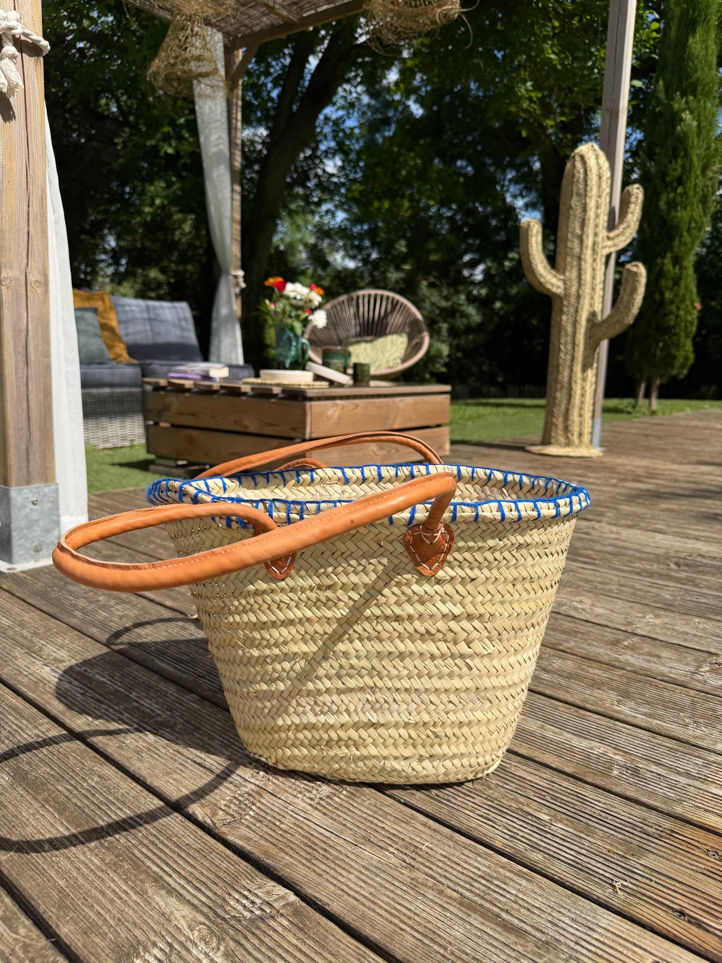 Panier Artisanal Œil Bleu Protecteur – Sac Cabas Bohème en Palmier Tressé avec Anses Cuir