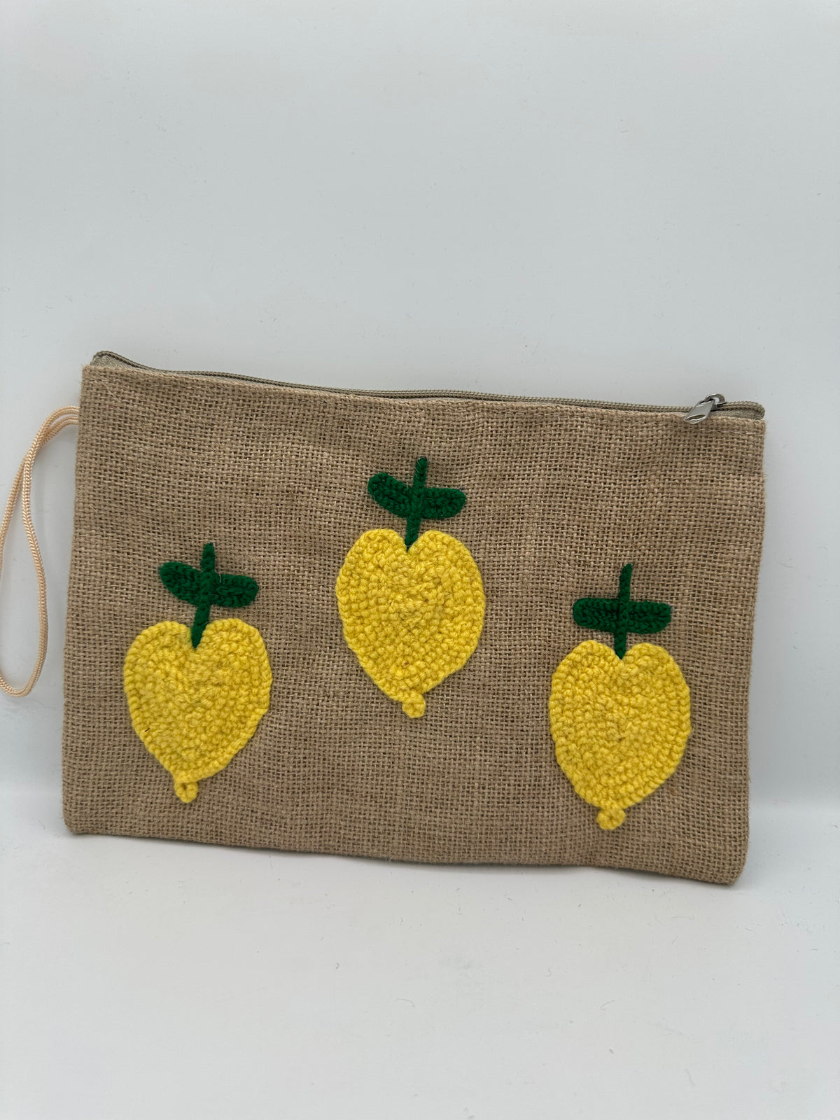 Pochette artisanale fruits brodés – Pochette bohème chic faite main au Maroc | Bahia By L.