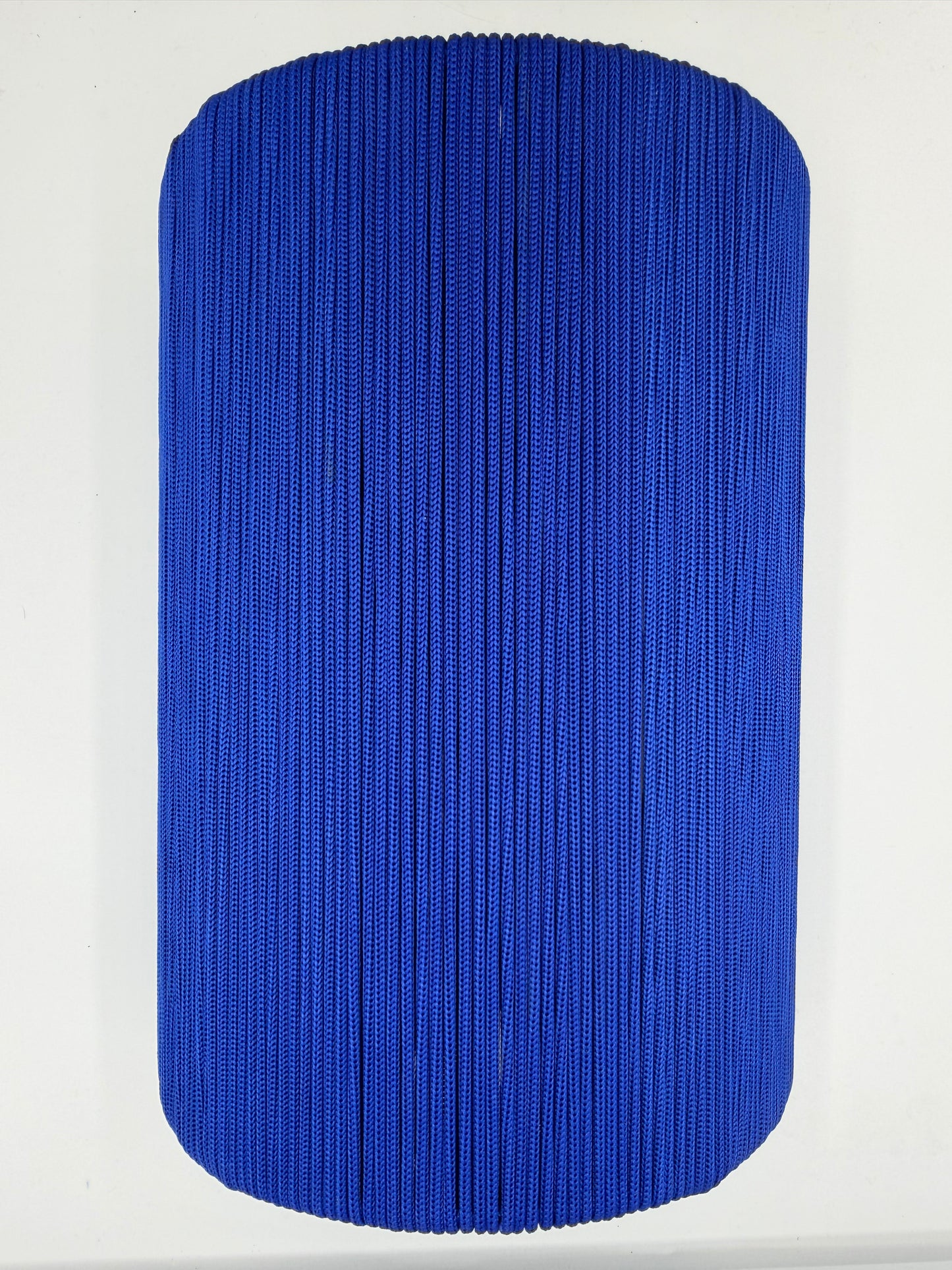 Applique murale artisanale en cordage bleu Majorelle vue de face
