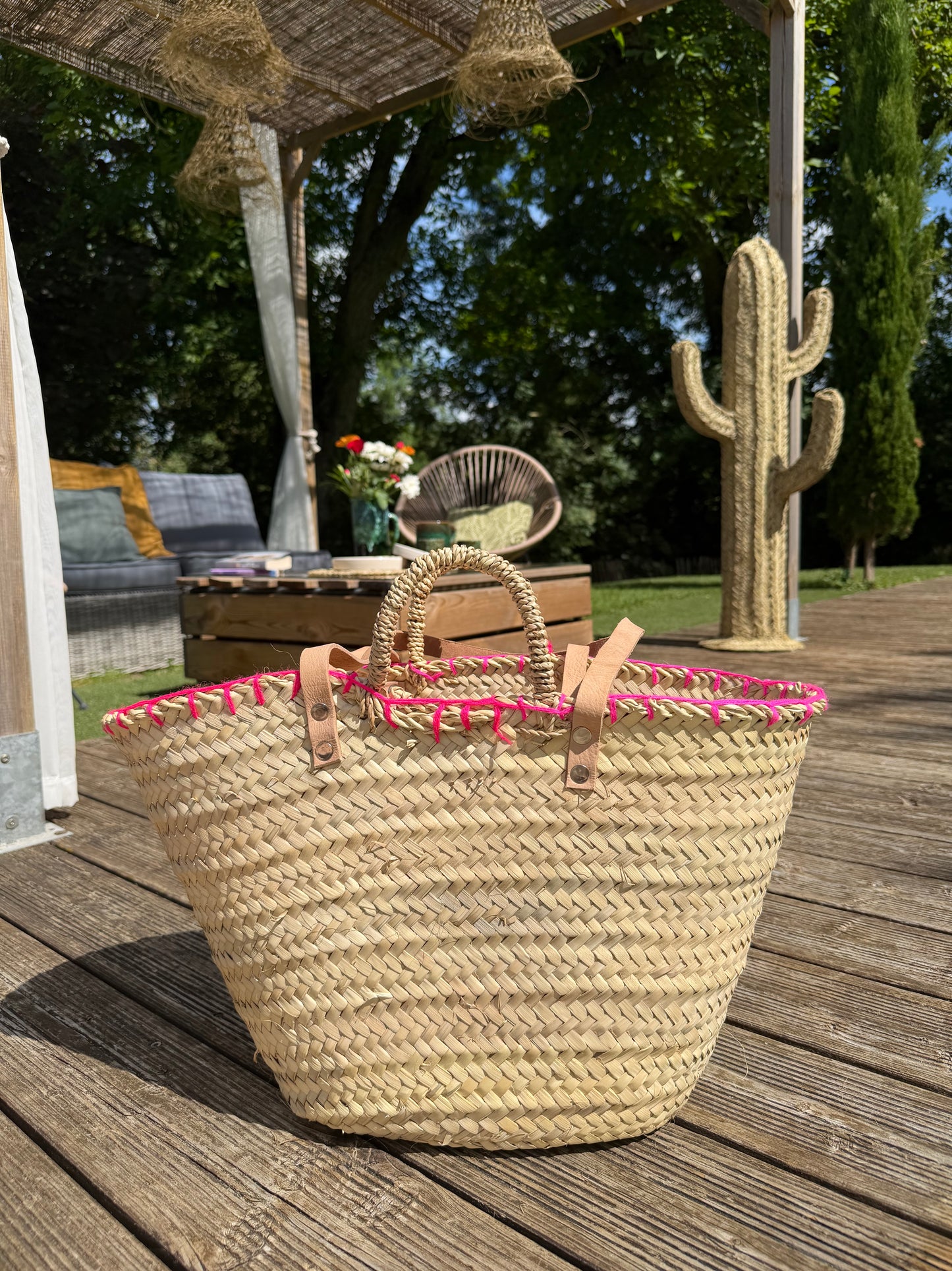 Panier de Plage Pastèque Rose Artisanal – Cabas en Palmier avec Anses en Cuir & Pompon Rose