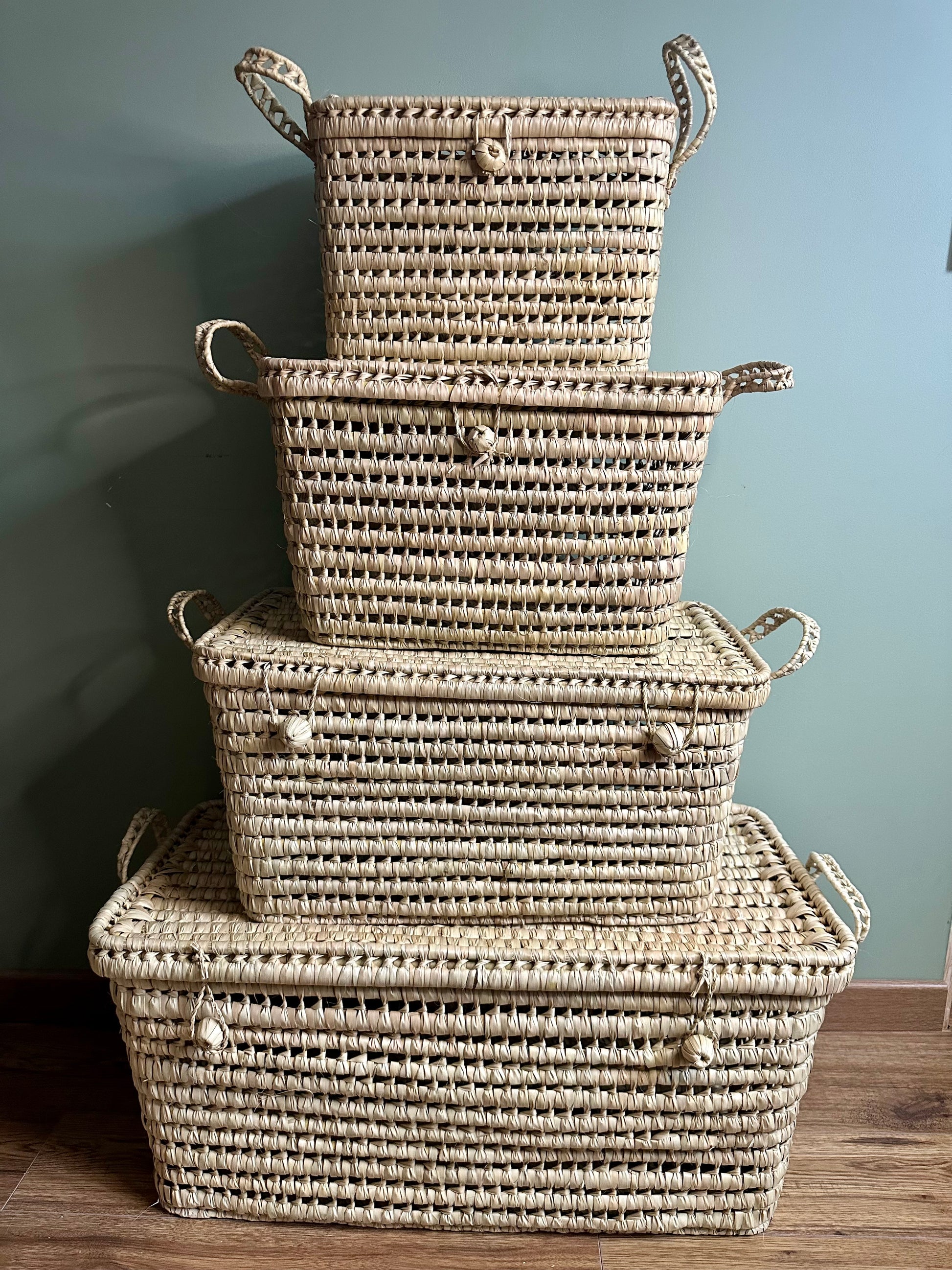 Ensemble de malles de rangement artisanales en fibres naturelles – fait main au Maroc