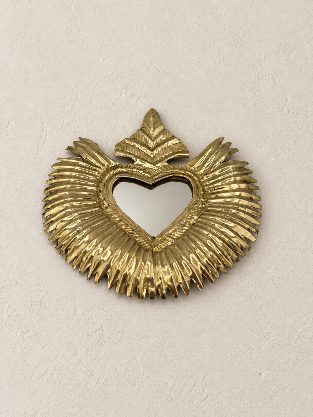 Ex-voto cœur sacré rayonnant en cuivre avec miroir – petit modèle 15 × 15 cm