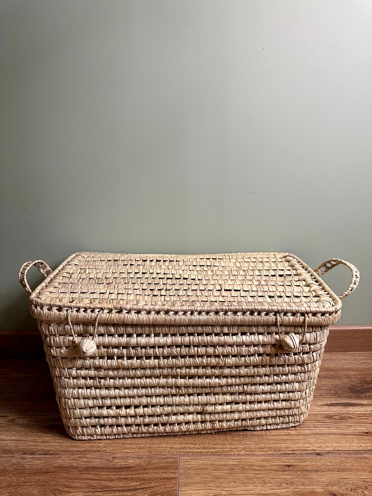 Malle de rangement naturelle avec couvercle et poignées – artisanat marocain taille L