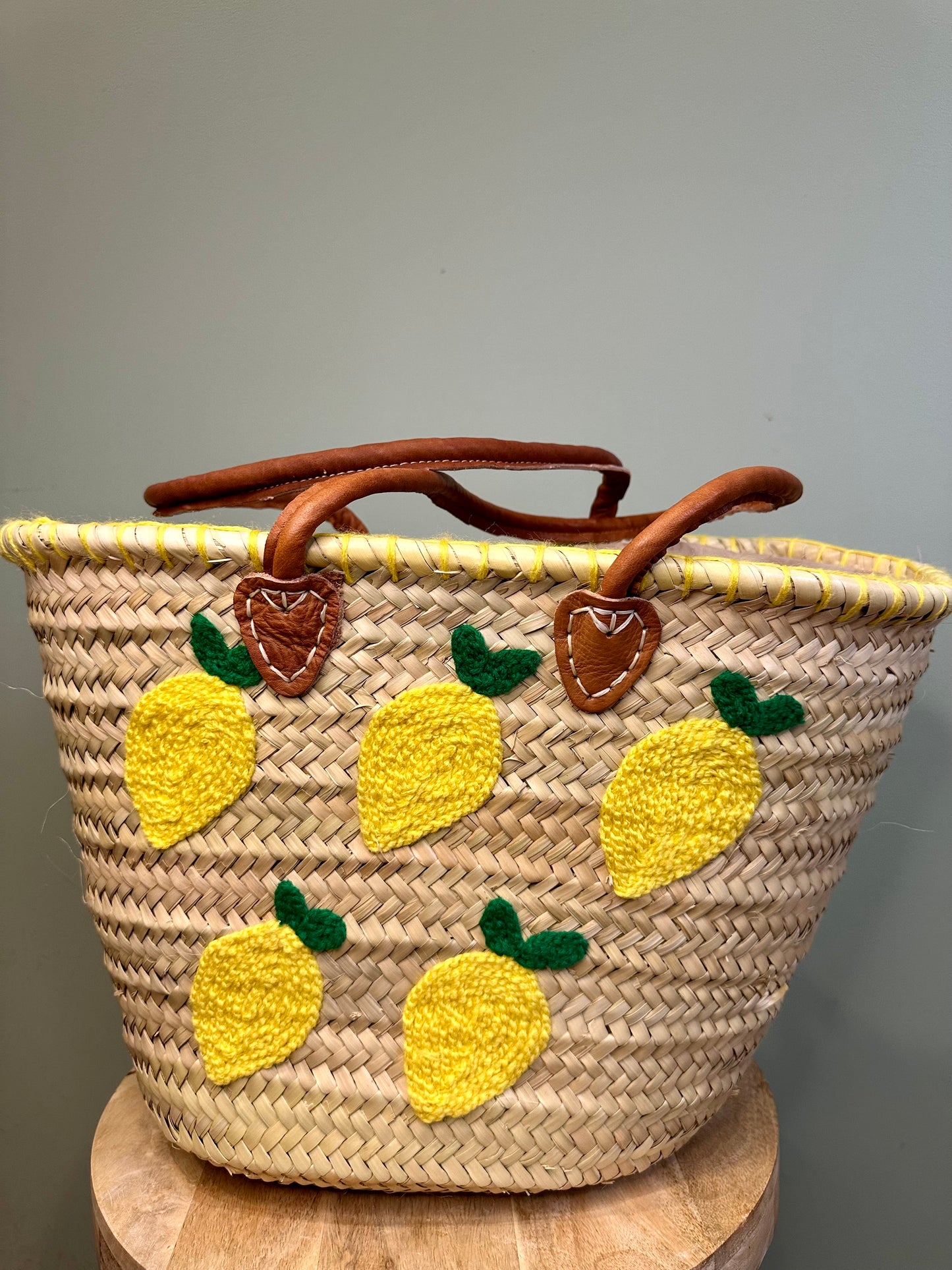 Panier en Feuilles de Palmier “Citron” – Fait Main à Marrakech – Anses en Cuir