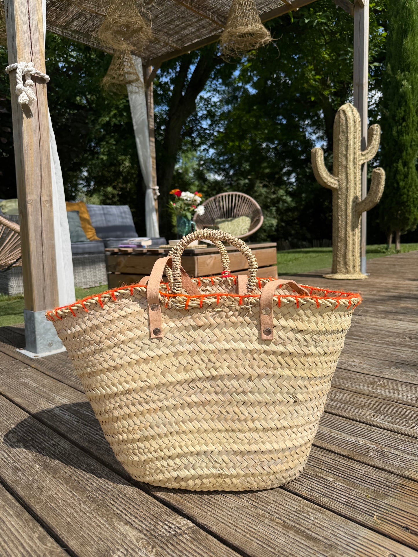 Panier de Plage Orange Artisanal – Cabas en Palmier avec Anses en Cuir & Pompon Orange