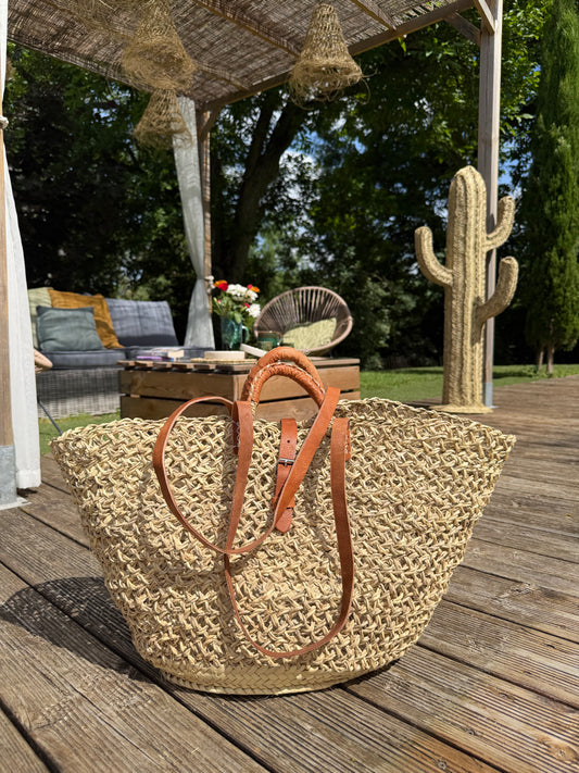 Panier de Plage Tressé Artisanal en Palmier – Cabas Bohème Chic avec Anses et Fermeture en Cuir