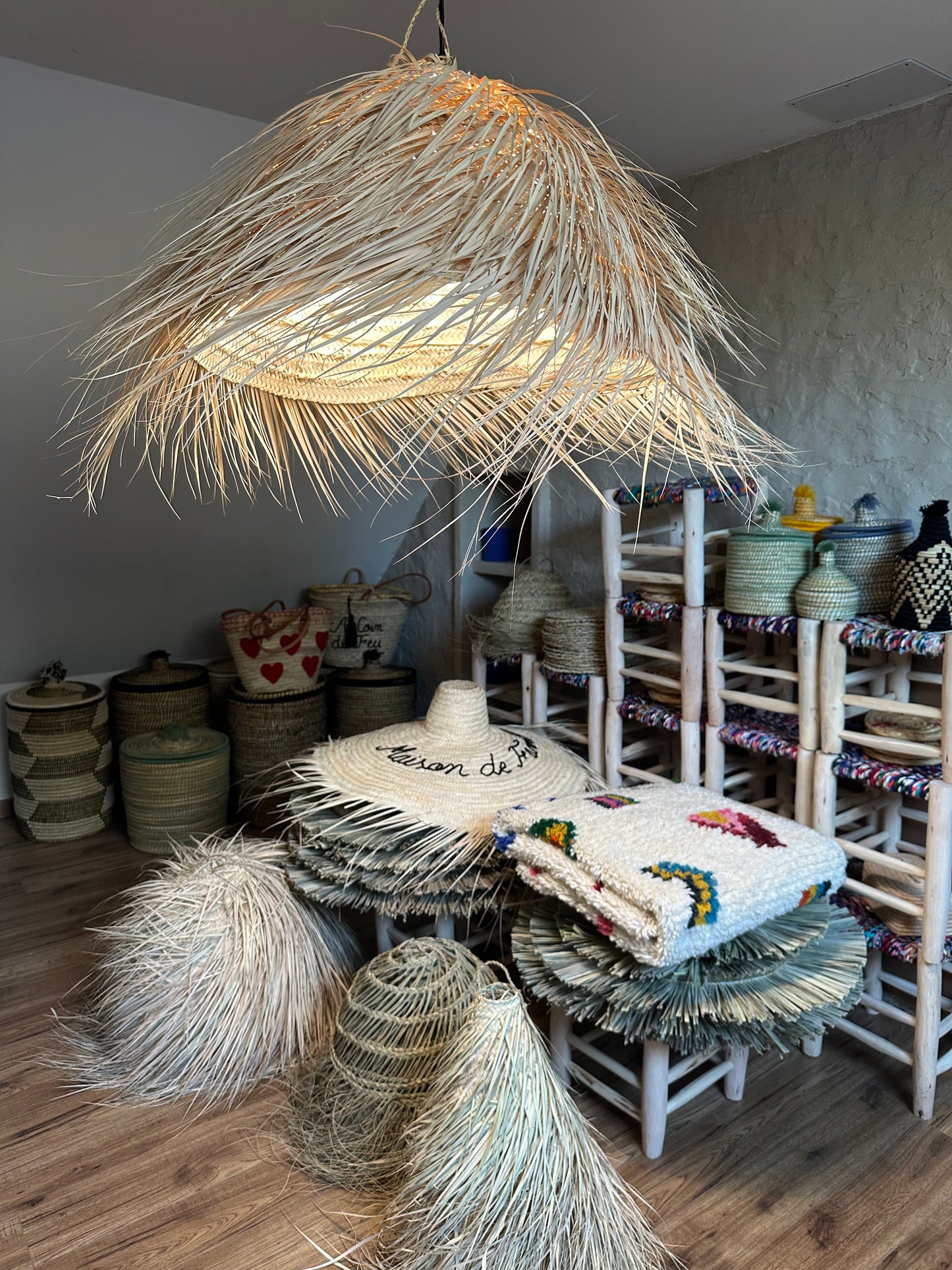Suspension en Feuilles de Palmier – Luminaire Bohème Artisanal Ø60 cm | Bahia By L.