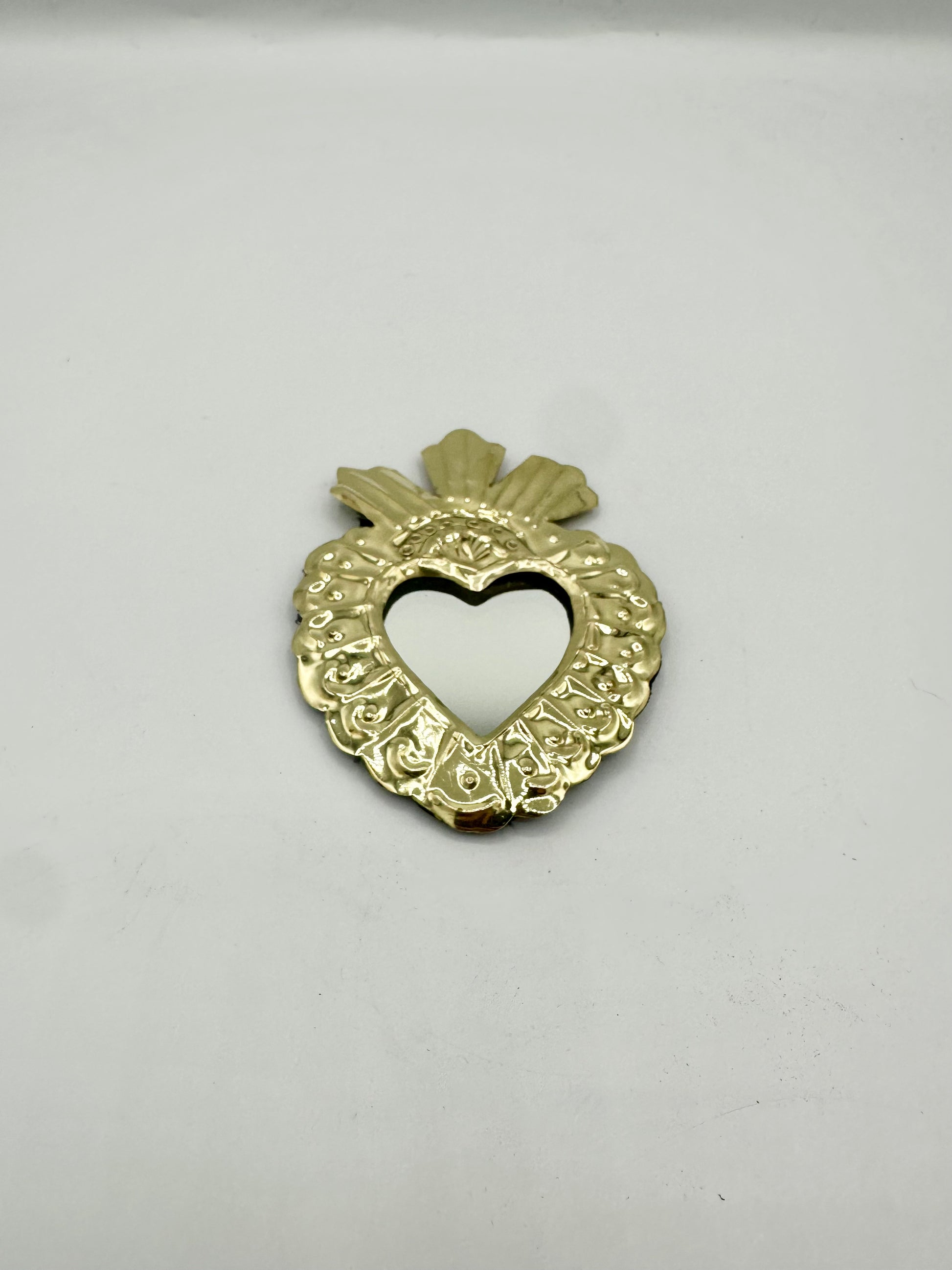 Ex voto Petit miroir cœur en cuivre fait main